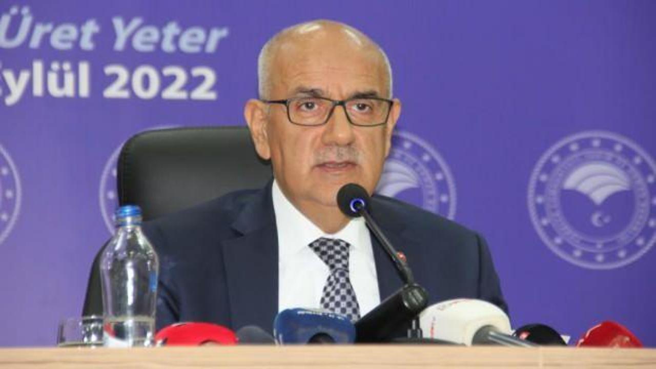 Bakan Kirişci duyurdu: &Ccedil;KS kayıtlarını e-Devlet &uuml;zerinden yapabilirsiniz 