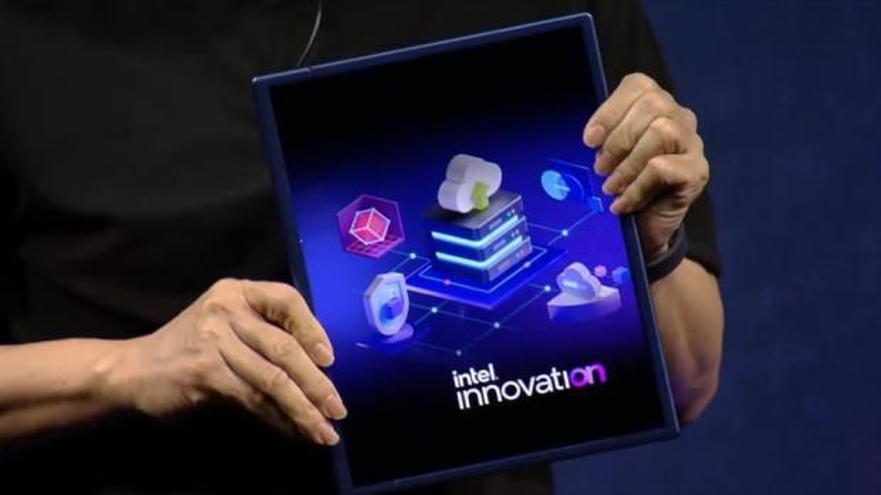 Intel ve Samsung güçlerini birleştirdi ortaya "Kaydırılabilir Ekran" çıktı