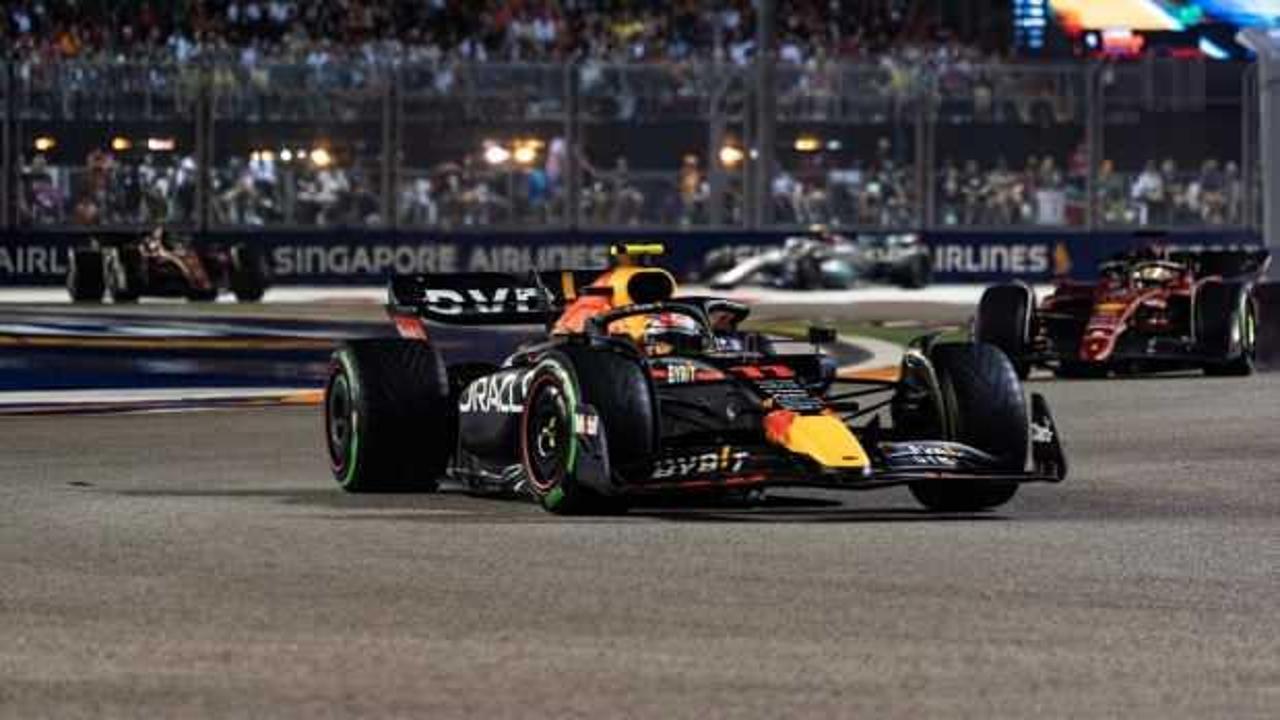 Formula 1 Singapur Grand Prix'sinde zafer Sergio Perez'in!