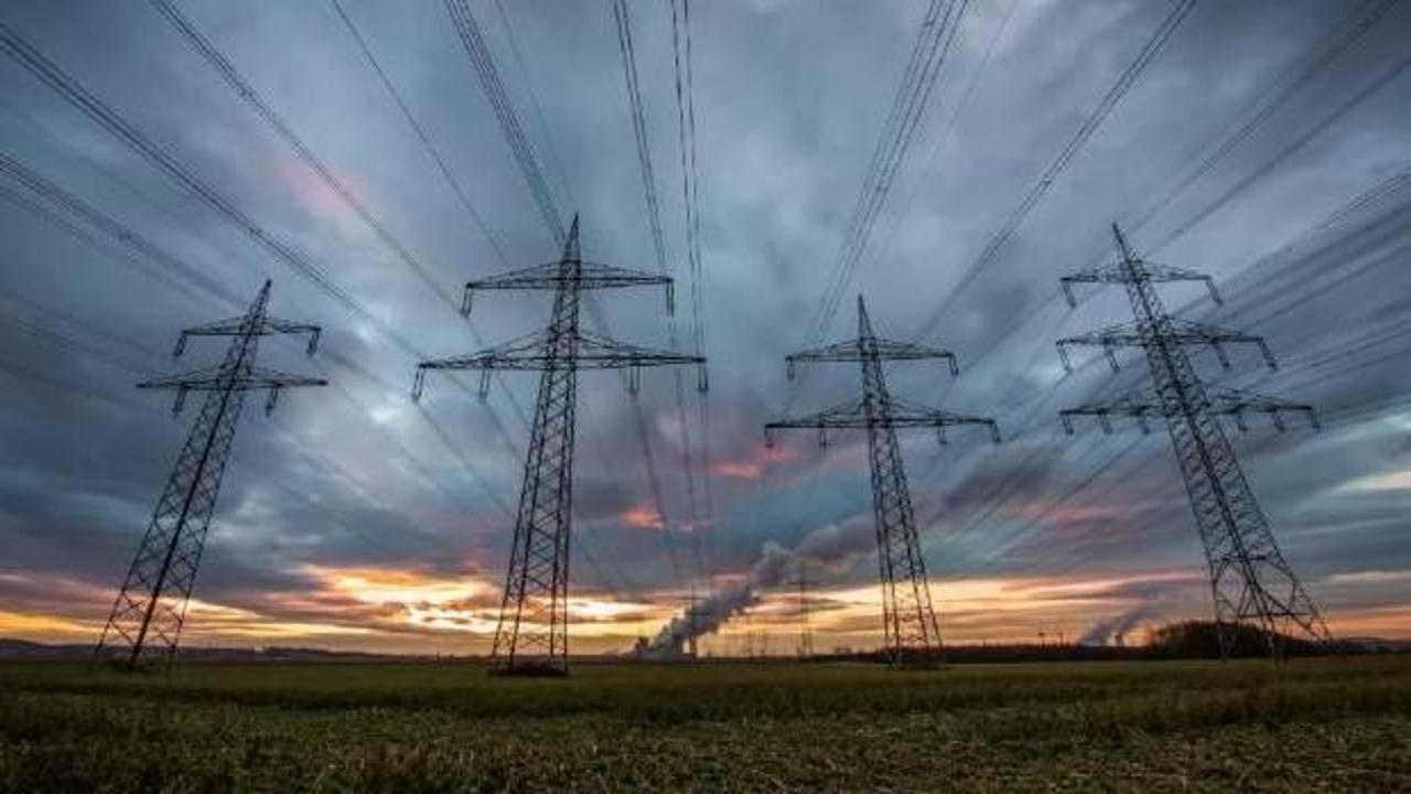 Financial Times: Almanya, komşularına elektrik ihracatını kesebilir