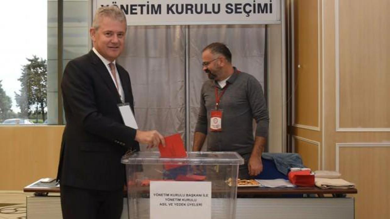 İzmir Ticaret Odası Başkanlığına Mahmut Özgener yeniden seçildi