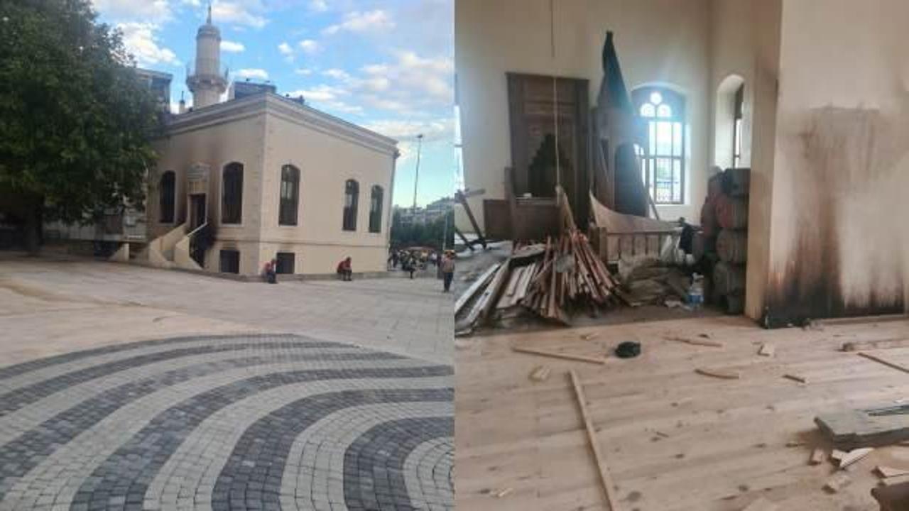 Yangından hasar gören tarihi Camcılar Camii beş yıldır restore edilmeyi bekliyor