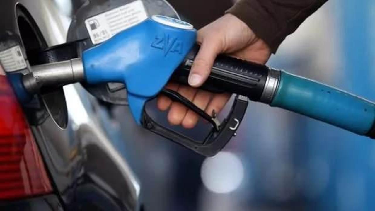 Son dakika: Motorine bir zam daha geldi! İndirimin sevinci kısa s&uuml;rd&uuml;