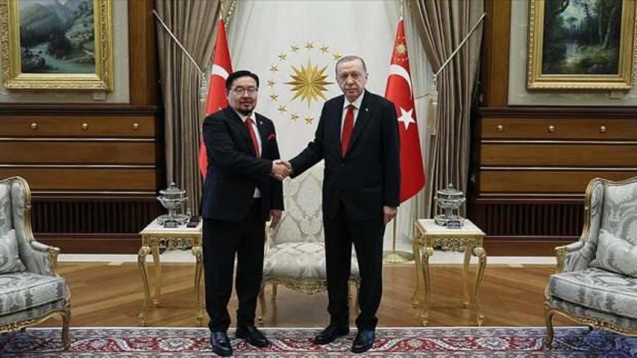 Cumhurbaşkanı Erdoğan, Moğolistan Ulusal Büyük Kuralı Başkanı Gombojav'u kabul etti