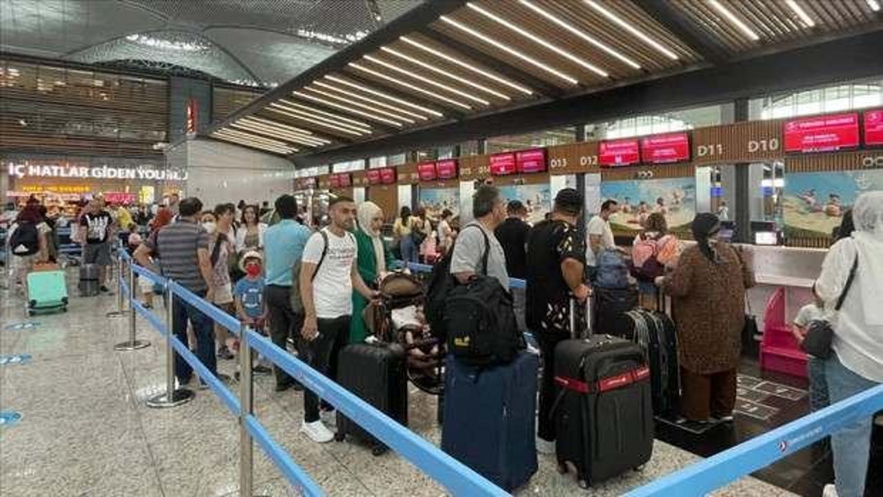 İstanbul'daki havalimanları 9 ayda yolcu sayısını 27,5 milyon arttırdı