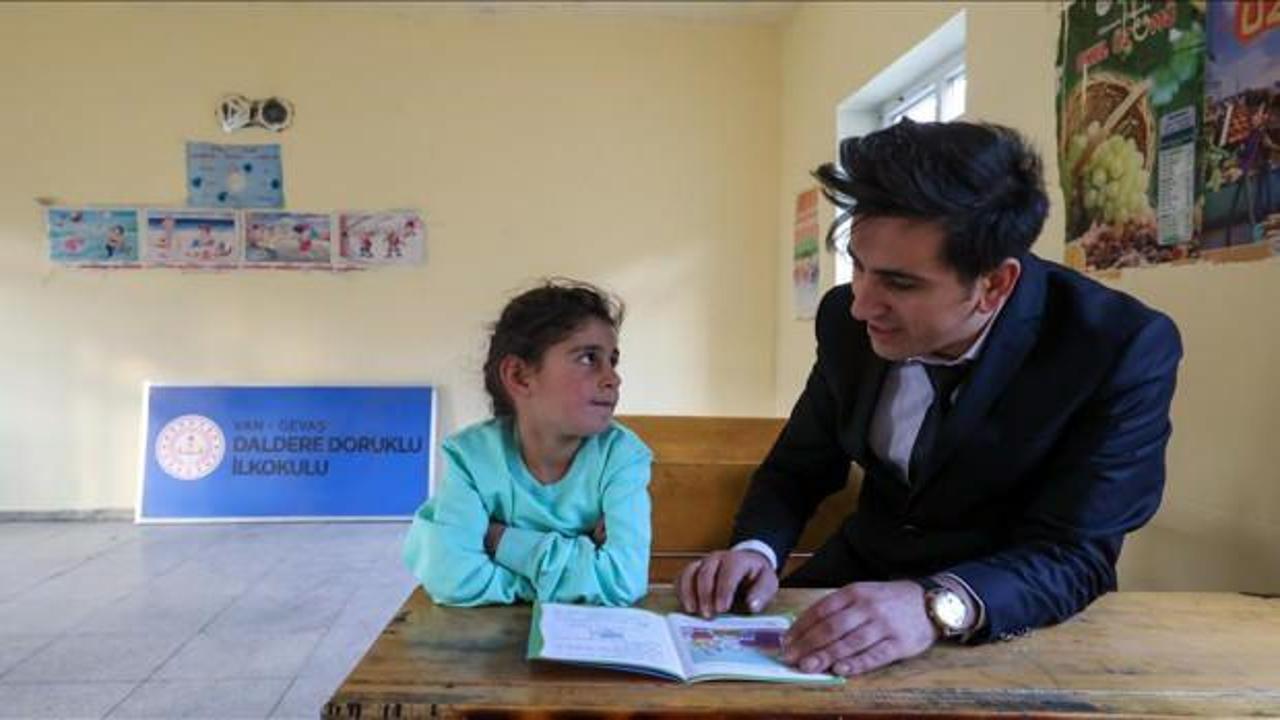 Van'da 6 yaşındaki Zilan i&ccedil;in okul a&ccedil;ıldı, &ouml;ğretmen g&ouml;revlendirildi