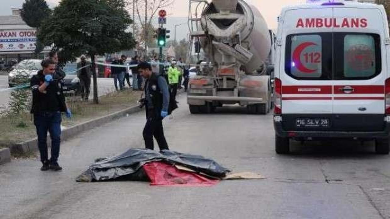 Bisikletten d&uuml;ş&uuml;p beton mikserinin altında kalan &ccedil;ocuğun feci &ouml;l&uuml;m&uuml;