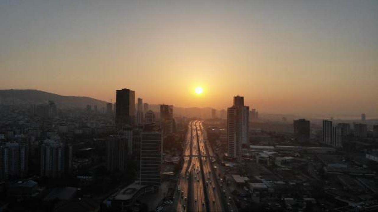 G&uuml;neş doğarken ardından Yeditepe'nin! İstanbul'da mest eden manzara