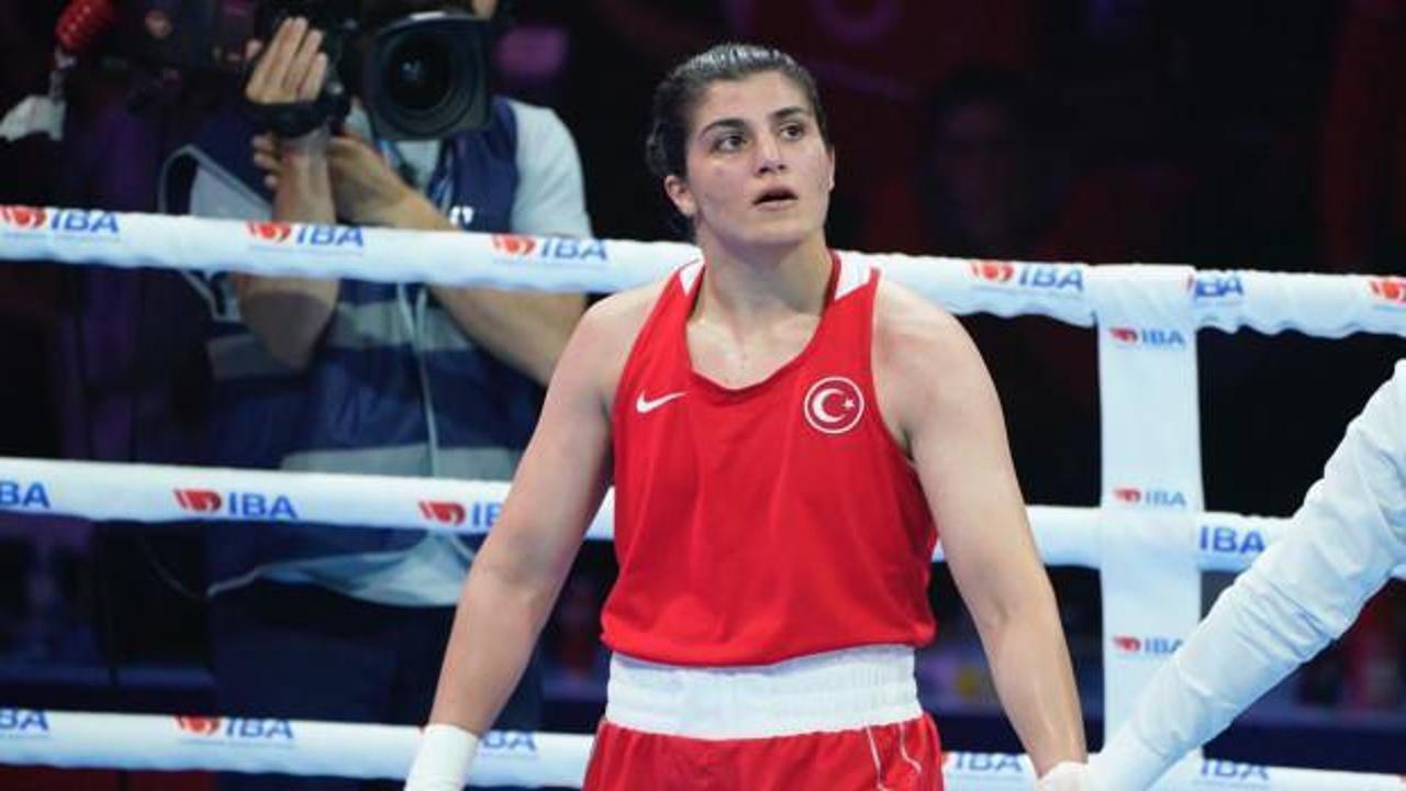 Milli boksör Busenaz Sürmeneli, destek için Kahramanmaraş'ta!