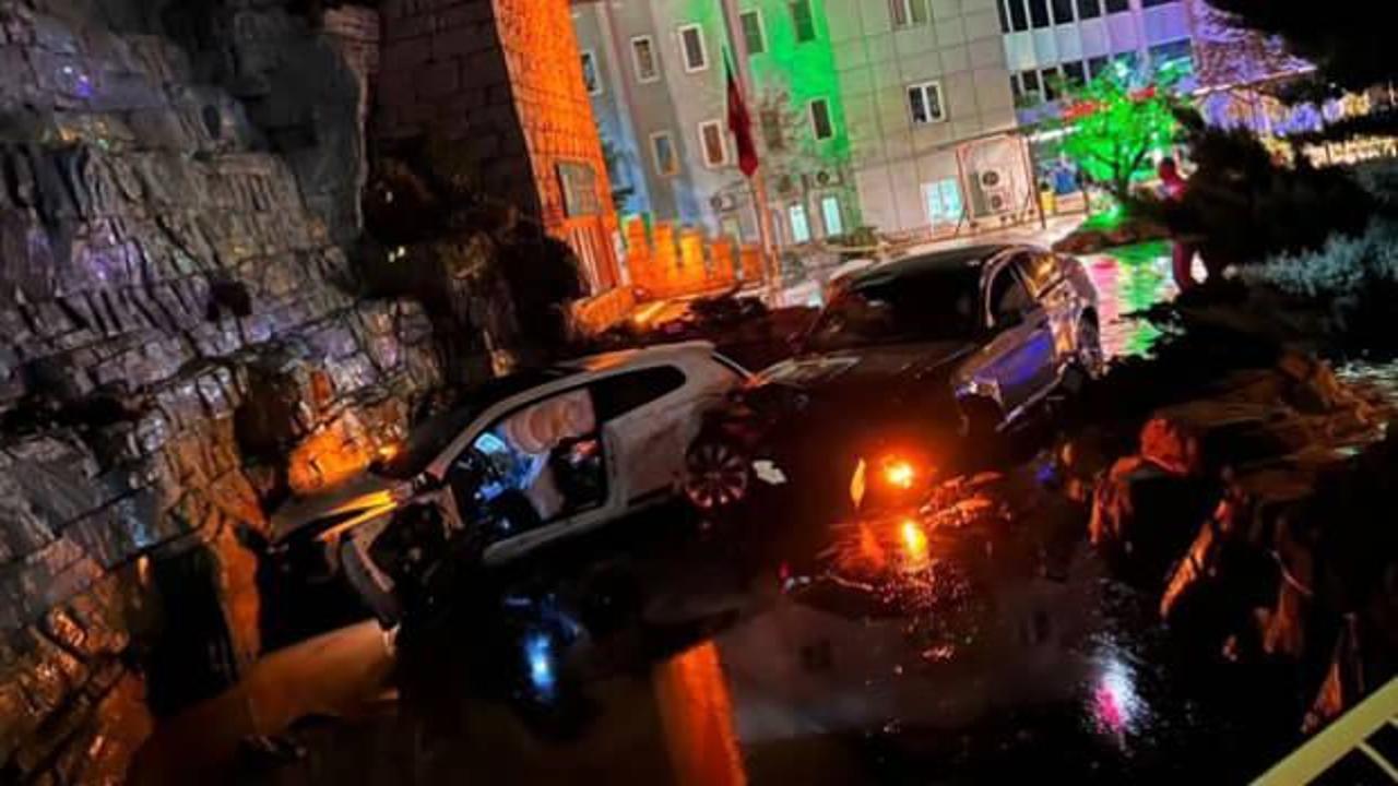 Niğde&rsquo;de akılalmaz kaza! L&uuml;ks ara&ccedil;lar s&uuml;s havuzuna daldı: 1 &ouml;l&uuml;, 4 yaralı