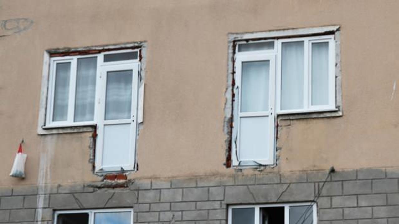 Rize’de bir garip ev! Kapısı var, balkonu yok