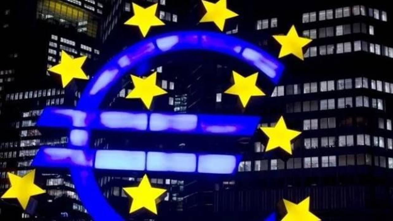 Euro Bölgesi'nde yatırımcı güven endeksi yükseldi