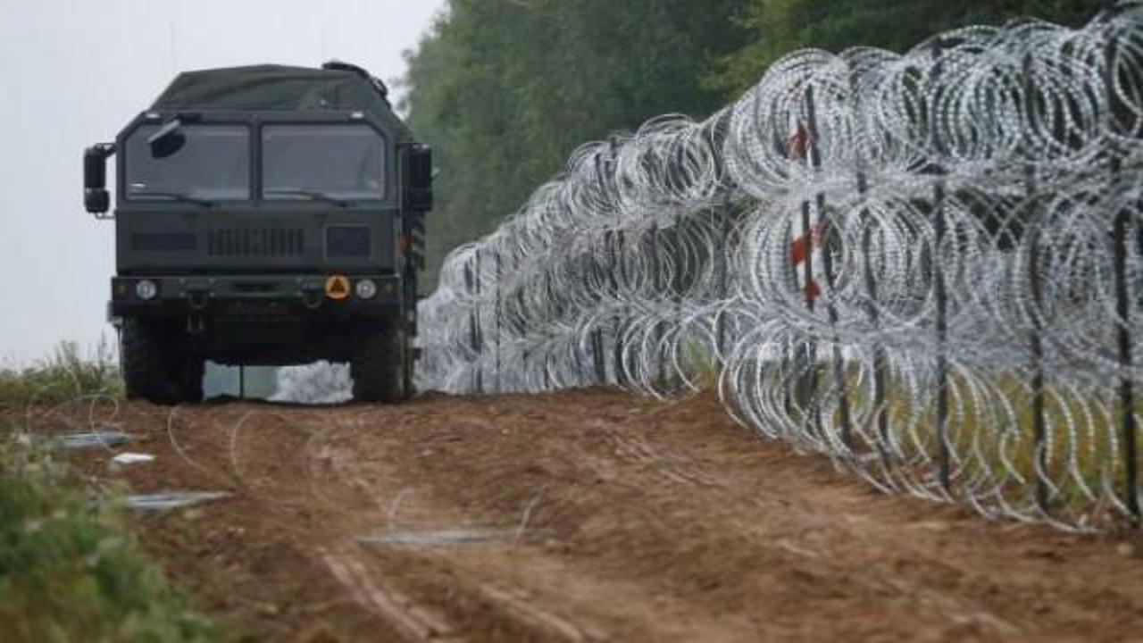 Polonya, Rusya sınırına yaptığı bariyerle "açık mesaj" verdi