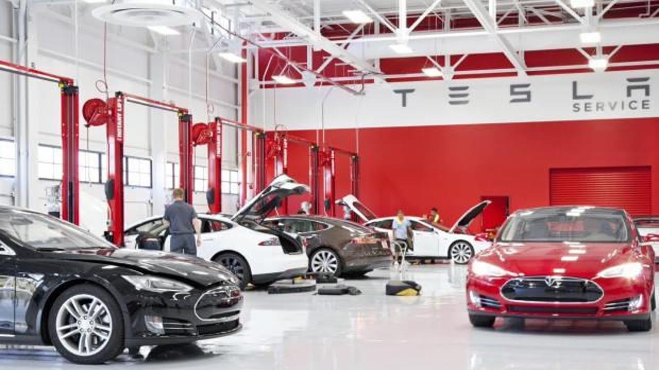 Tesla'dan otomobil üreticilerine çağrı