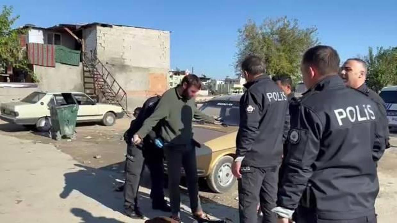 Zehir tacirlerine g&ouml;z a&ccedil;tırılmıyor: Adana'da 115 polisle uyuşturucu denetimi