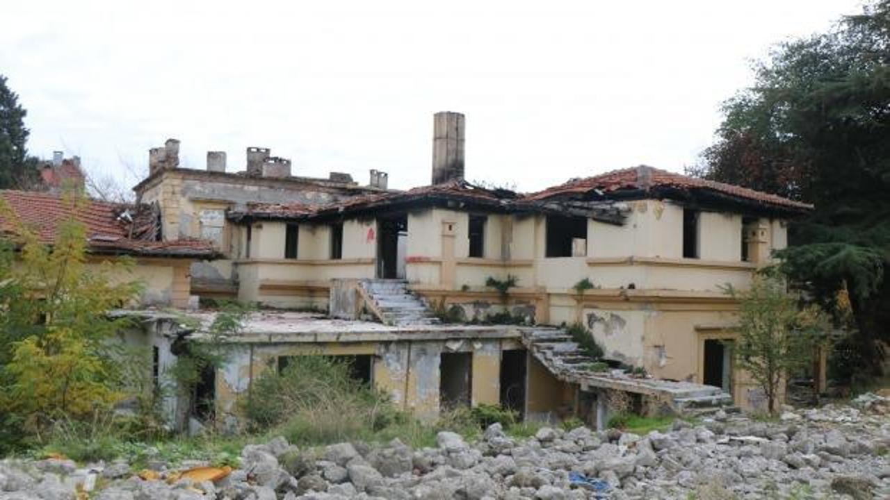 2. Abd&uuml;lhamit Han&rsquo;ın yaptırdığı Hamidiye Hastanesi yeniden inşa edilecek