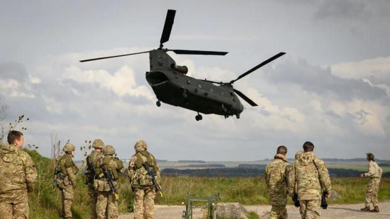 Fransa'dan sonra İngiltere de Mali'deki askerlerini çekiyor