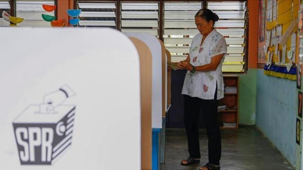 Malezya 4 yıl aradan sonra genel seçim için sandık başına gidiyor