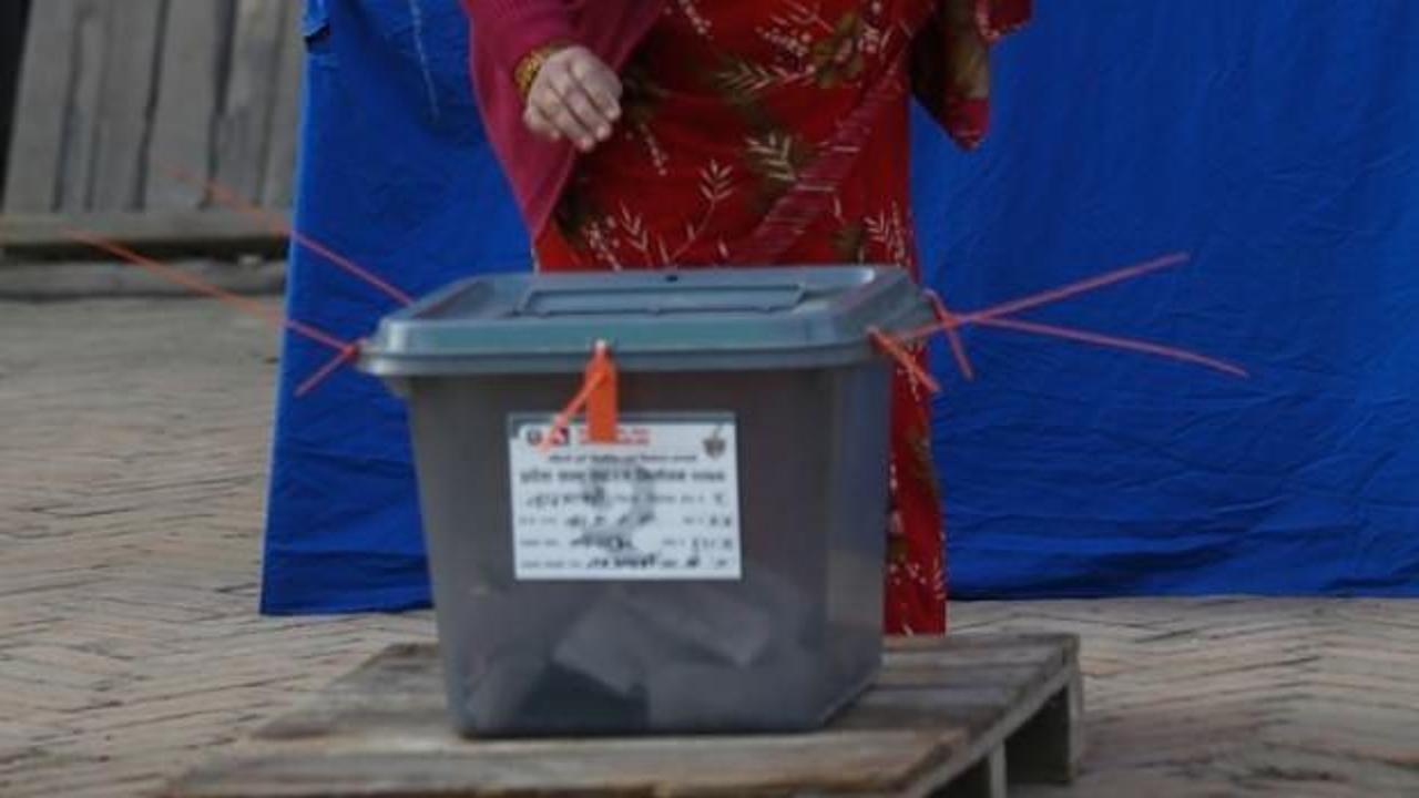 Nepal parlamento seçimleri için sandık başında
