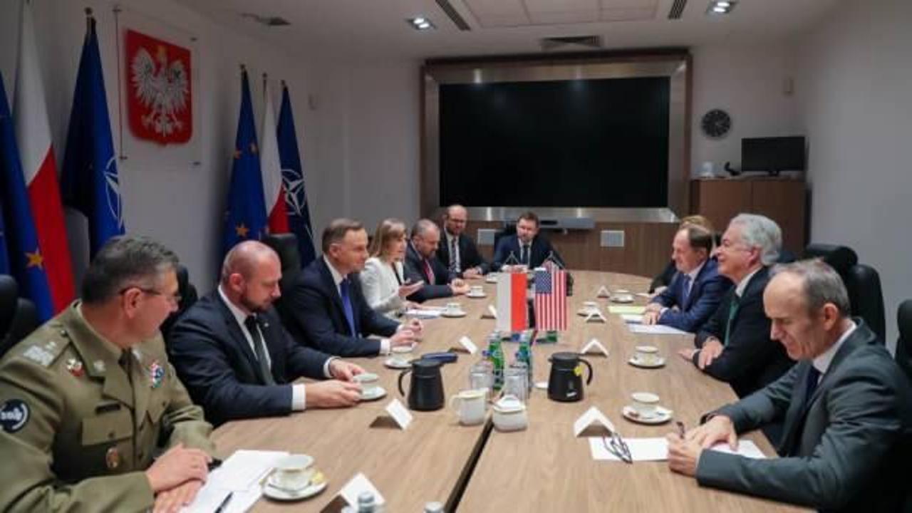 Polonya Cumhurbaşkanı Duda, CIA Başkanı Burns ile bir araya geldi