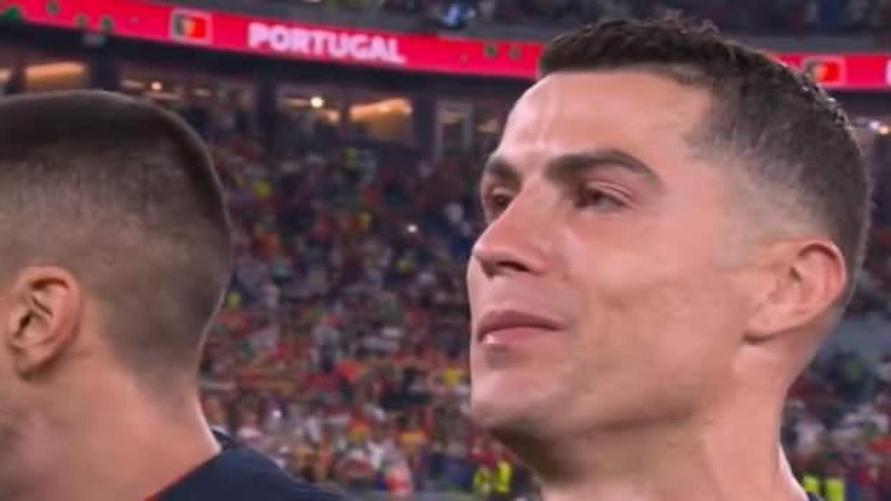 Ronaldo'nun duygusal anları! Maç öncesi gözleri doldu...