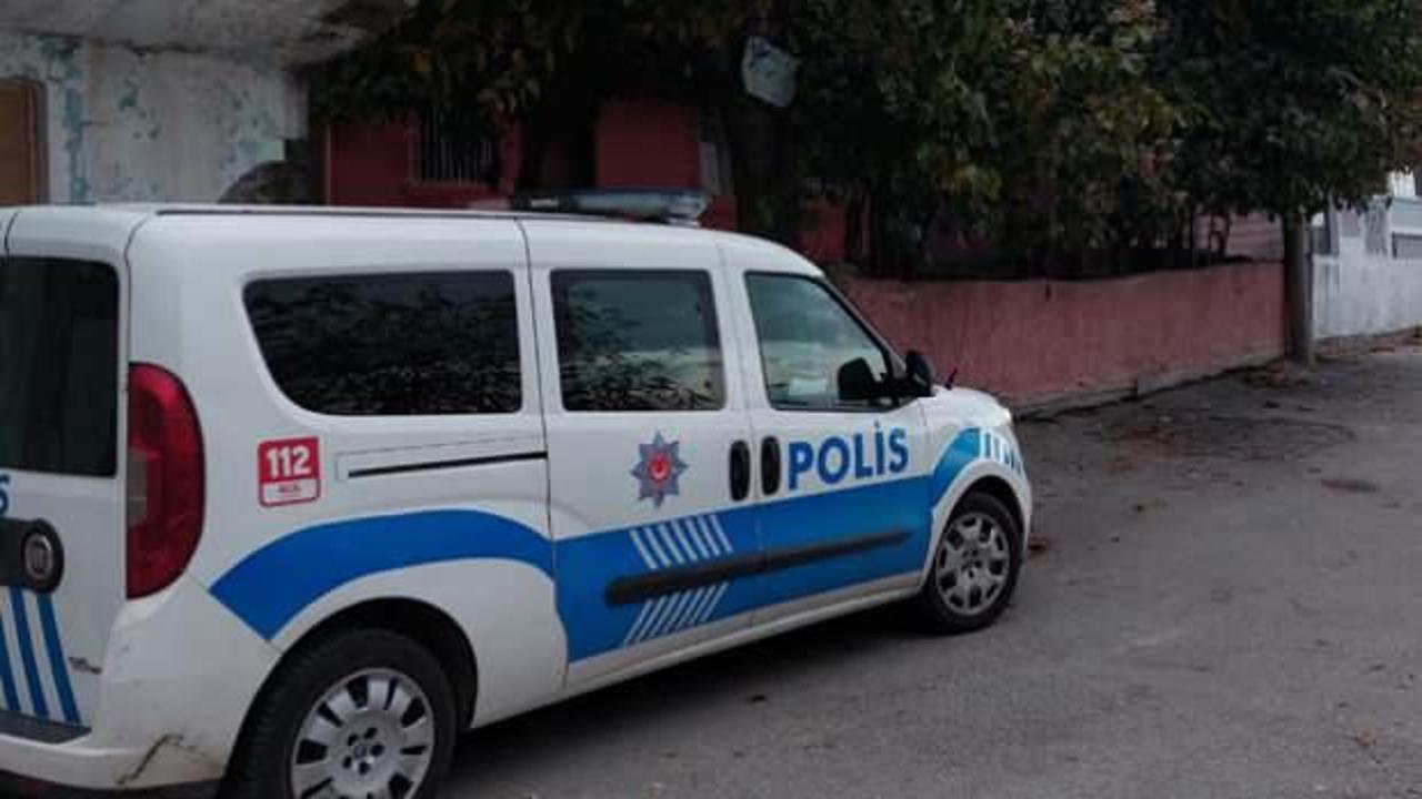 Ekmek almaya giden yaşlı adam ayakkabısını çıkarırken kafa üstü düşerek öldü 