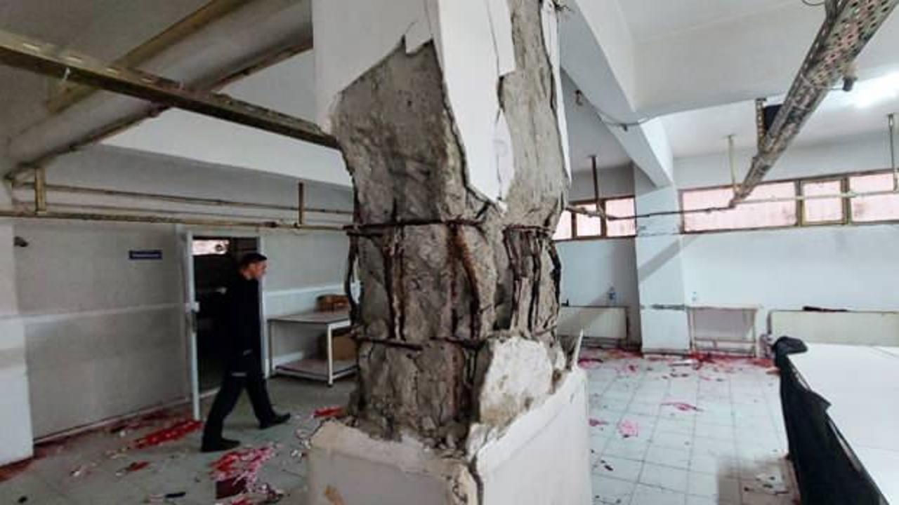 İstanbul&rsquo;da korkun&ccedil; olay! 24 yıllık binanın kolonları patladı