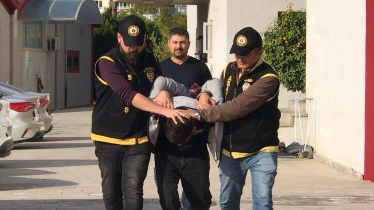 Adana'da sopalı komşu dehşeti! 