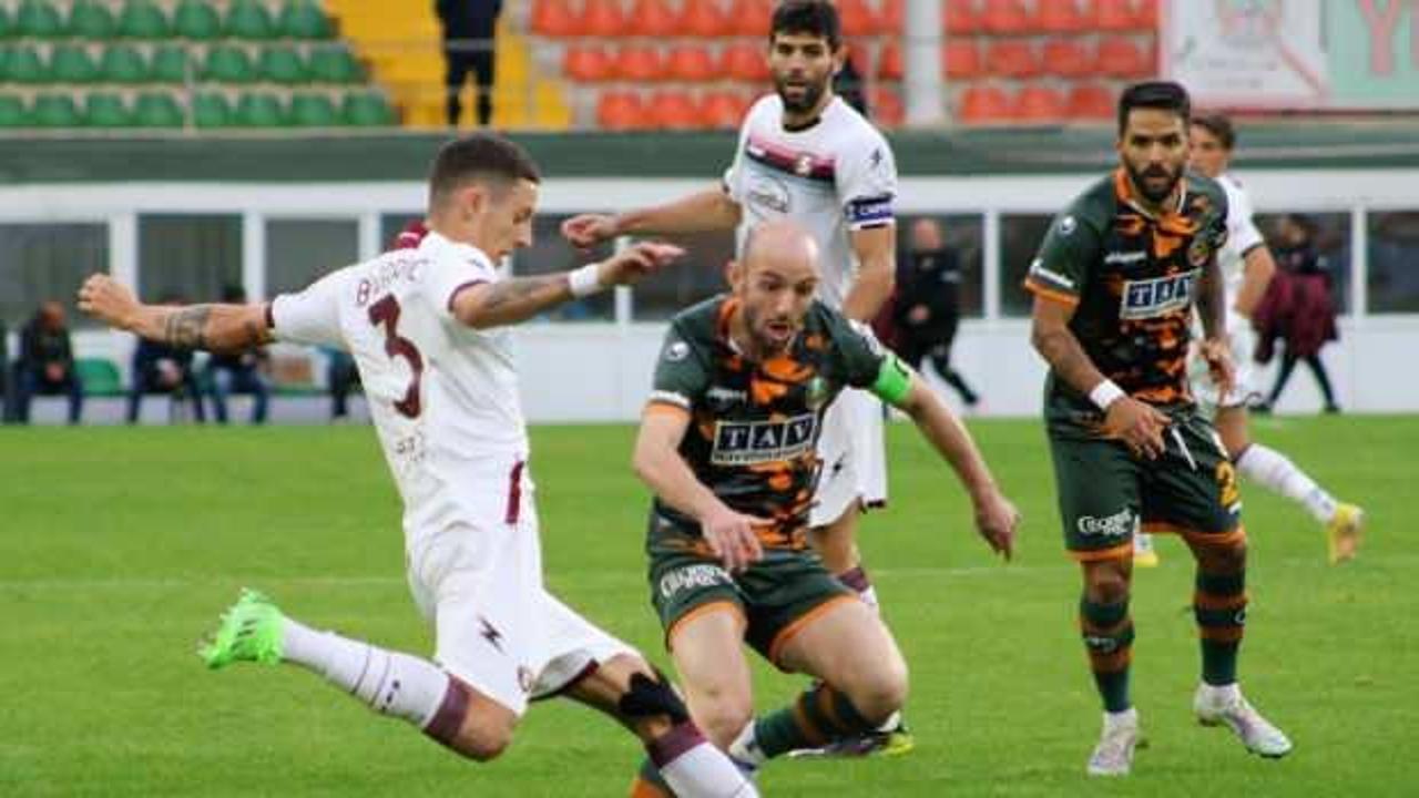 Alanyaspor'dan Salernitana'ya 3 gollü tarife