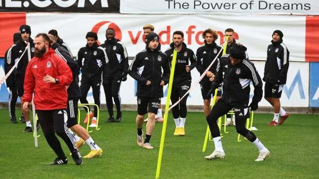 Beşiktaş'ta 3 isim yol ayrımında!
