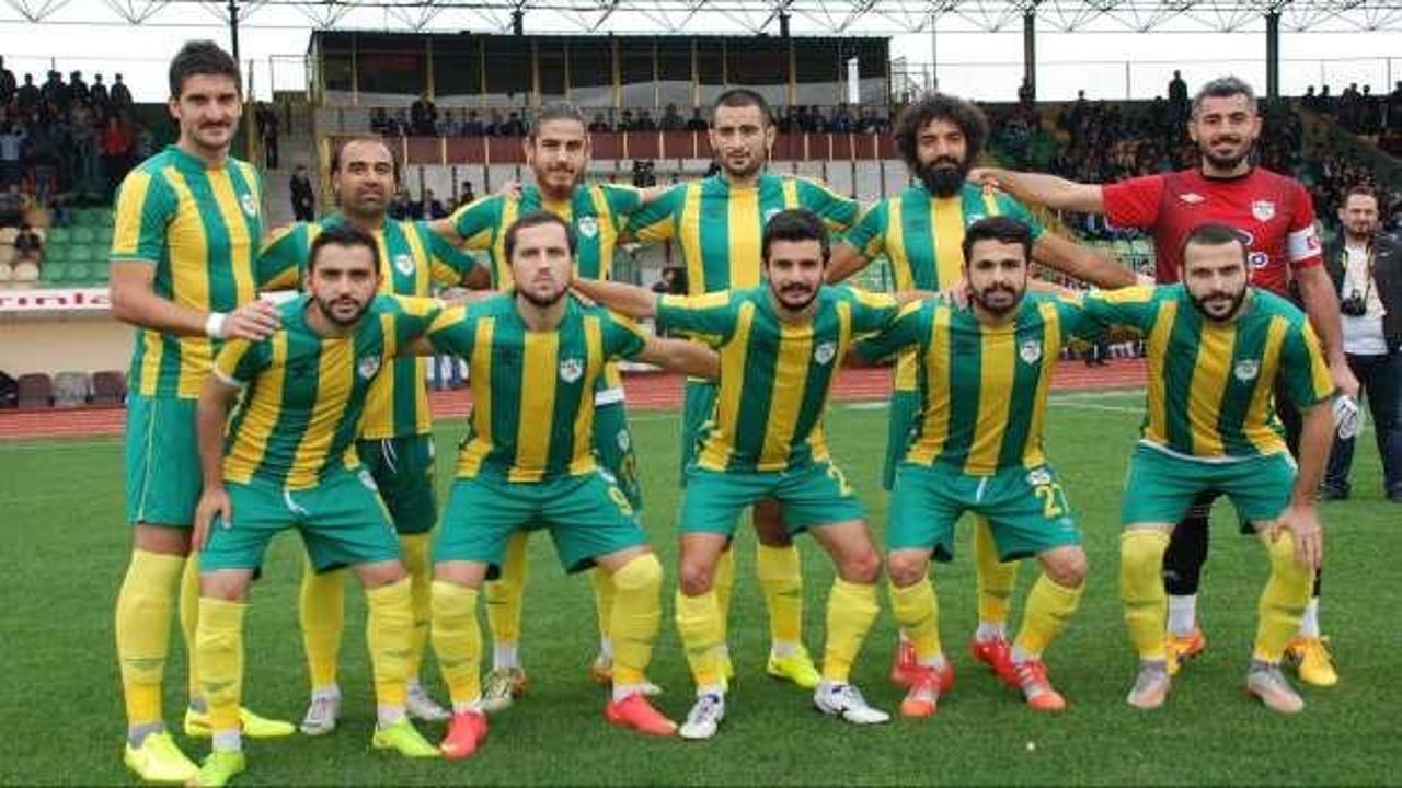 B&ouml;ylesi ancak T&uuml;rkiye'de olur! Değiştirdikleri hoca sayısıyla ağızları a&ccedil;ık bıraktılar