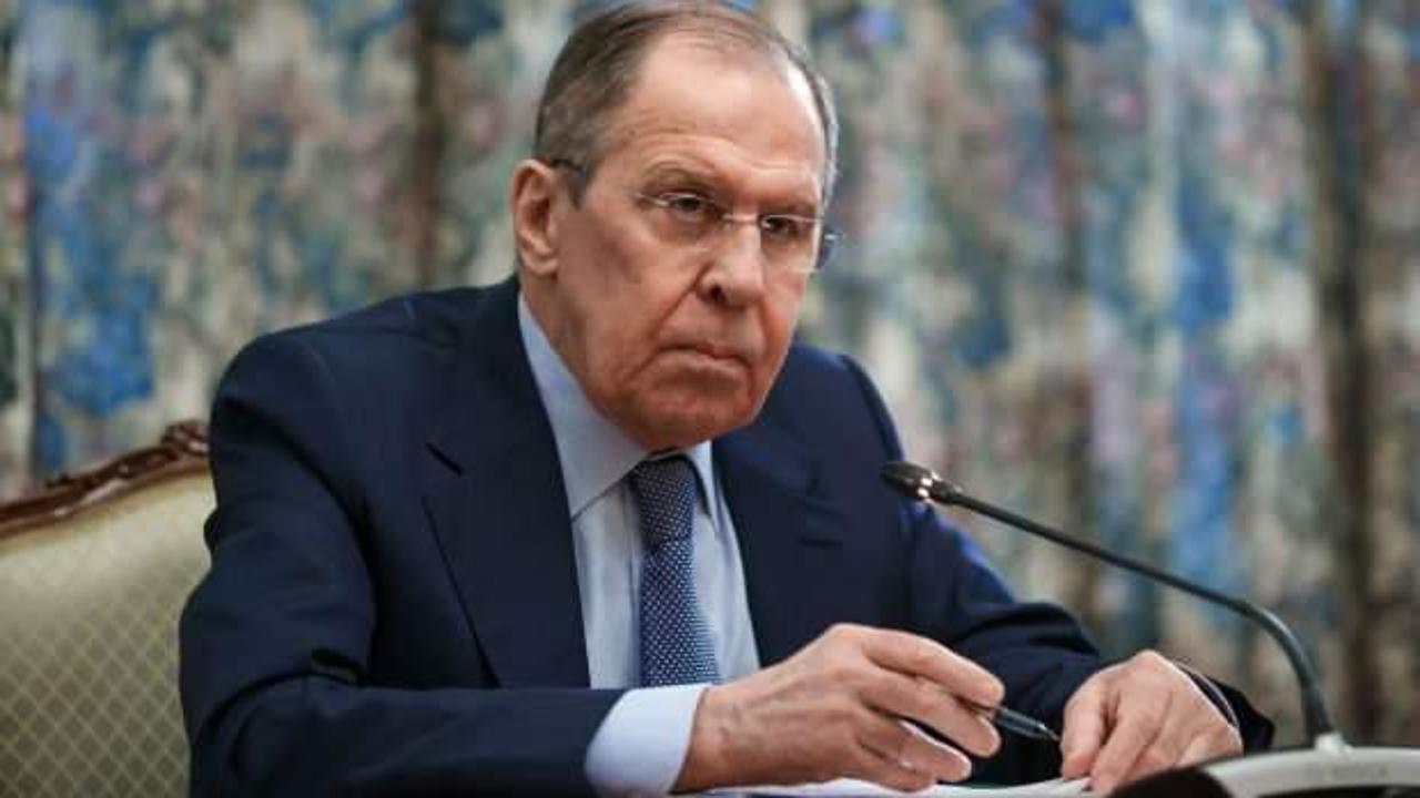 Lavrov:  Batı Ukrayna'yı Rusya'ya karşı "hibrit savaşı aracı" olarak kullanıyor