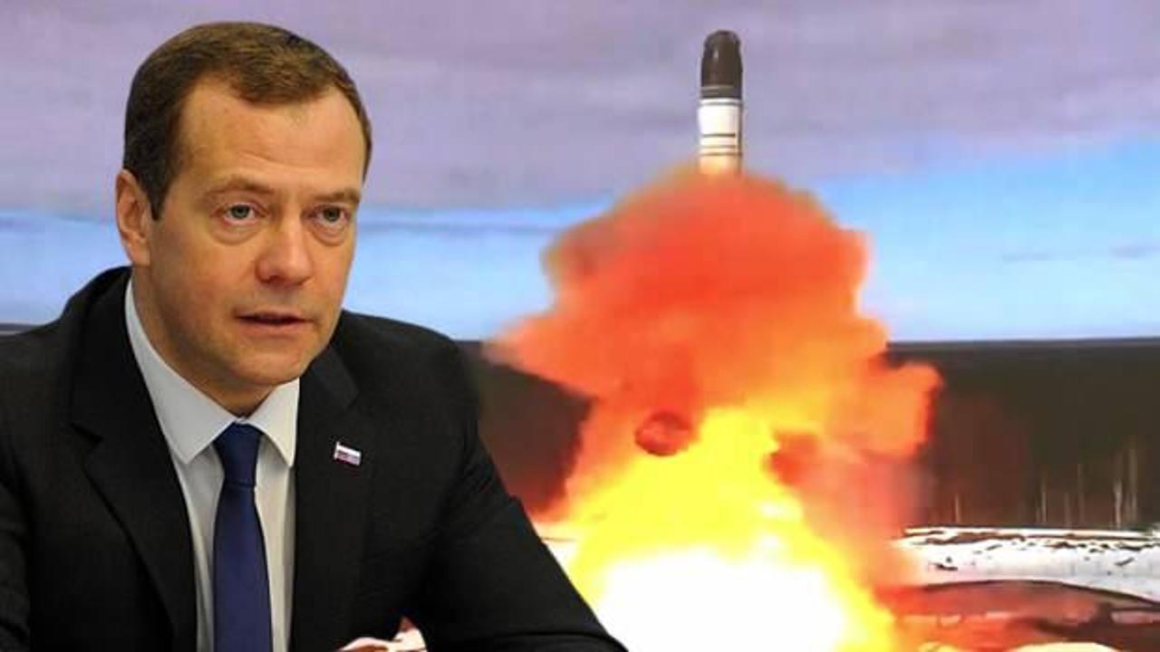 Medvedev: Nükleer silahlarımız sayesinde bize savaş açamıyorlar