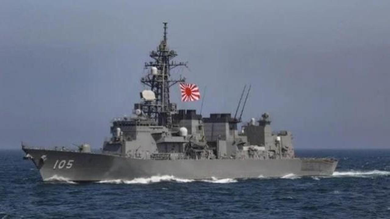 190 mürettebatlı Japon destroyeri denizde mahsur kaldı