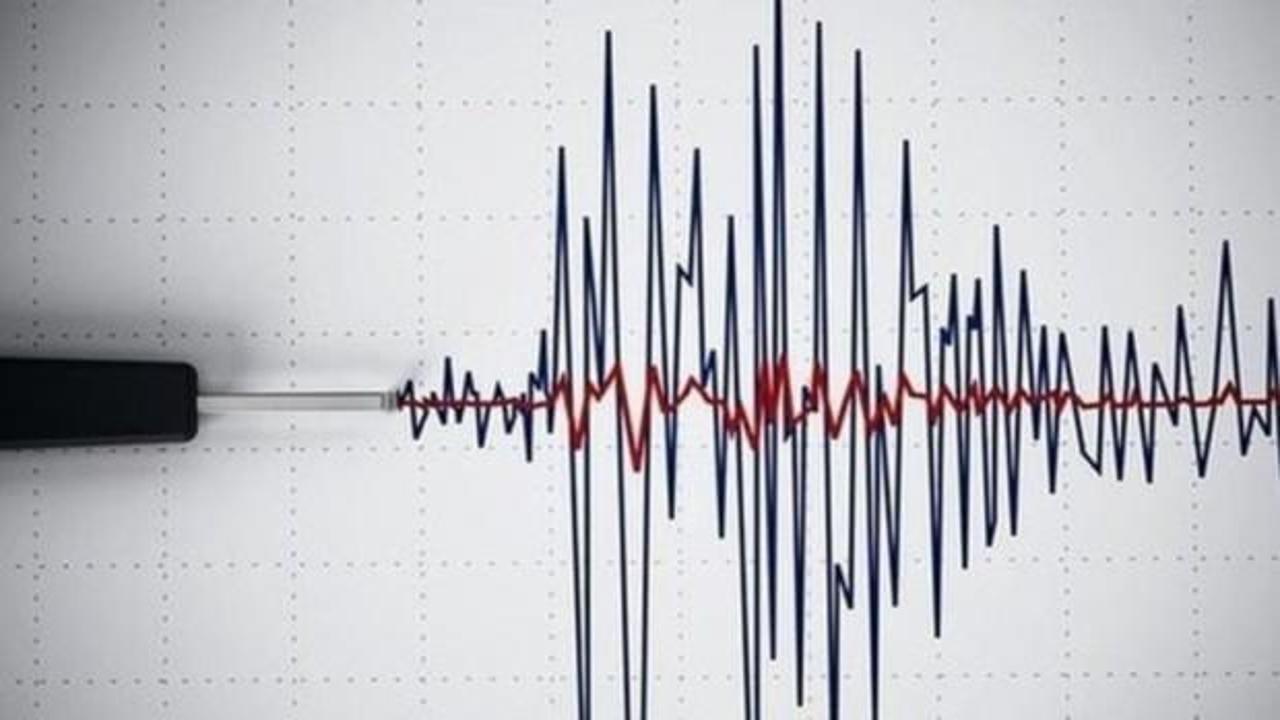 Son Dakika: Çanakkale açıklarında 3.5 büyüklüğünde deprem meydana geldi