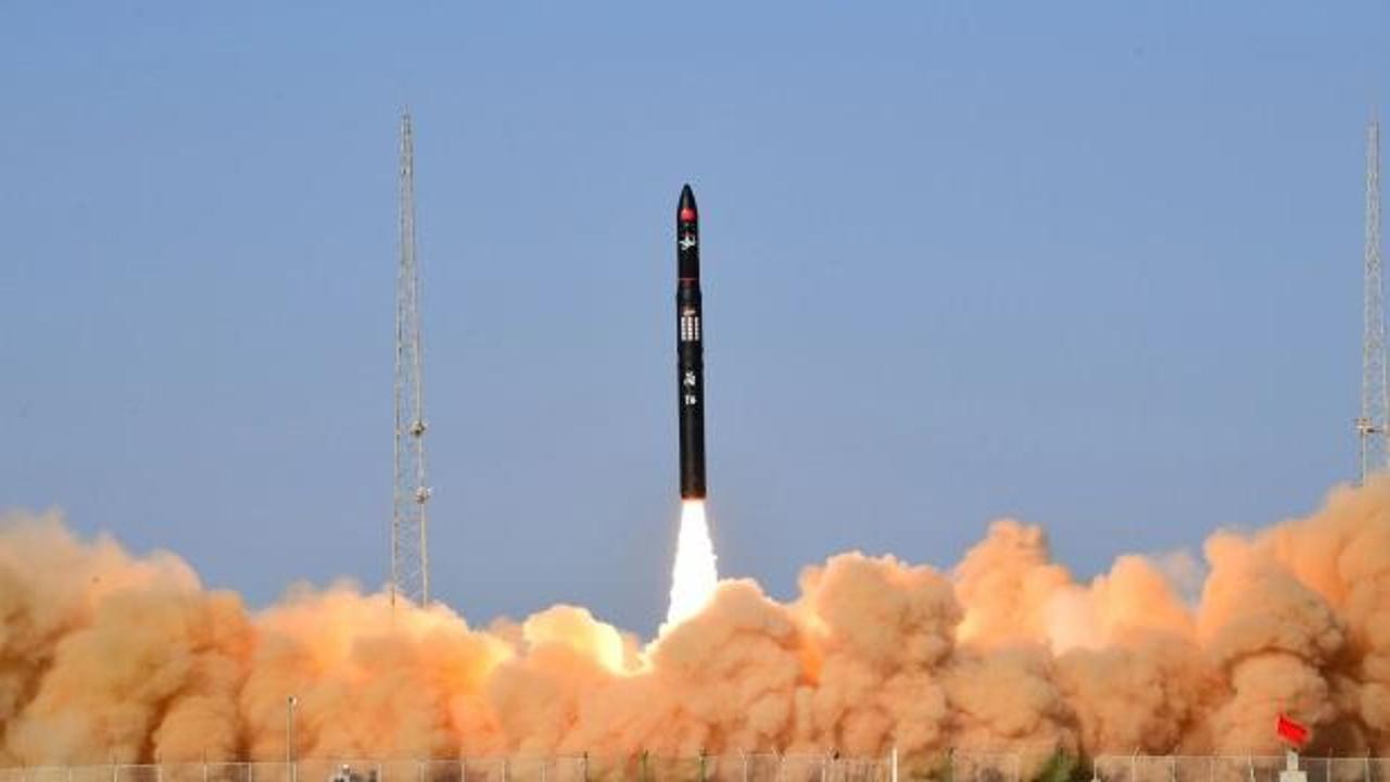 Çin, CERES-1 roketiyle 5 uydu fırlattı