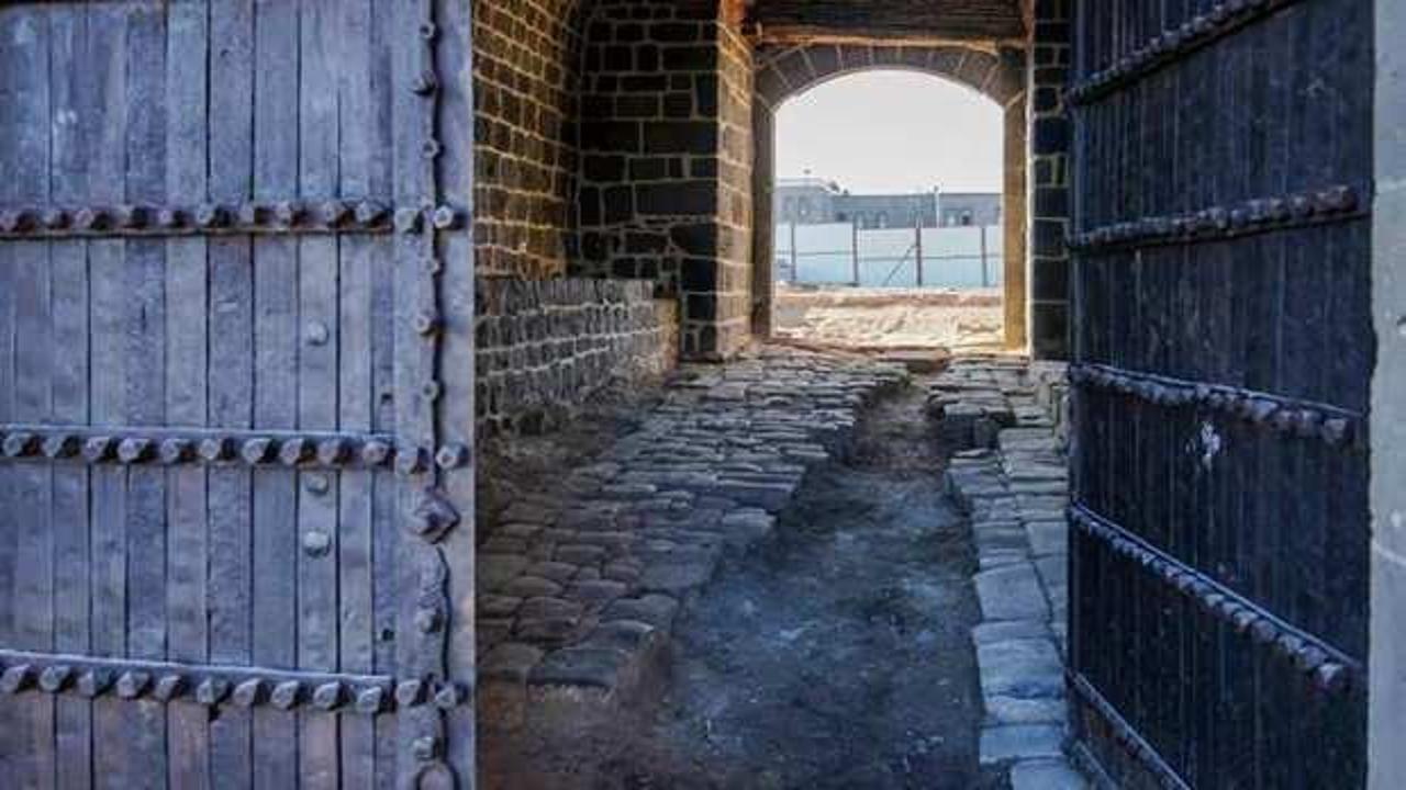 Diyarbakır’daki restorasyon çalışmalarında ortaya çıktı: Tam 1700 yıllık!