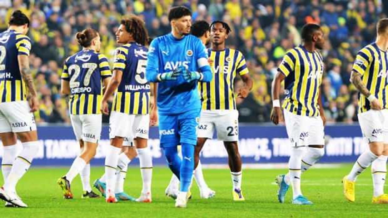 Fenerbahçe'nin yıldızına Premier Lig'den bir talip daha! 11 milyon euro...