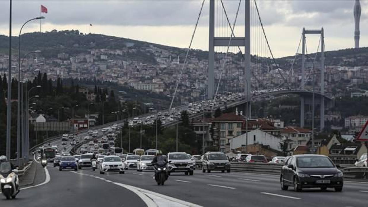 İstanbul'da bug&uuml;n bazı yollar trafiğe kapatılacak