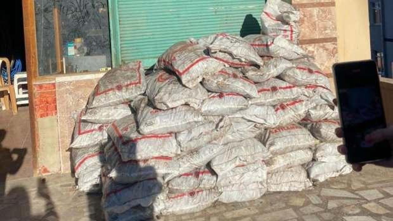 Pes dedirten olay! Yardım k&ouml;m&uuml;rlerini satarken yakalandı