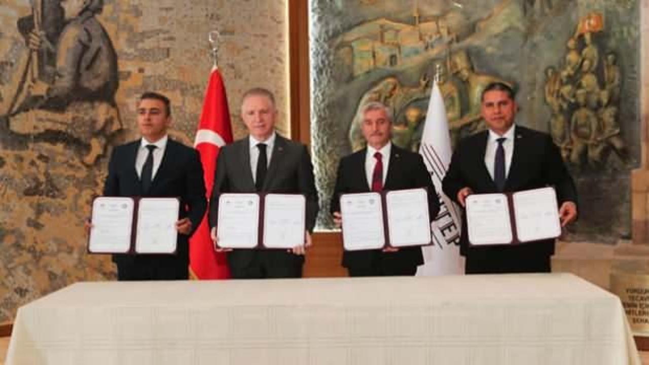 Şahinbey Belediyesi'nden hayvan yetiştiricilerine 7 bin tonluk destek