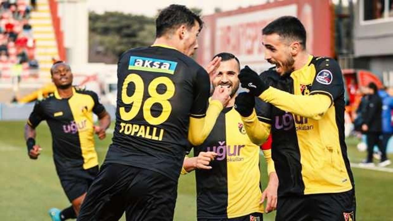 &Uuml;mraniyespor'a evinde İstanbulspor baskını!