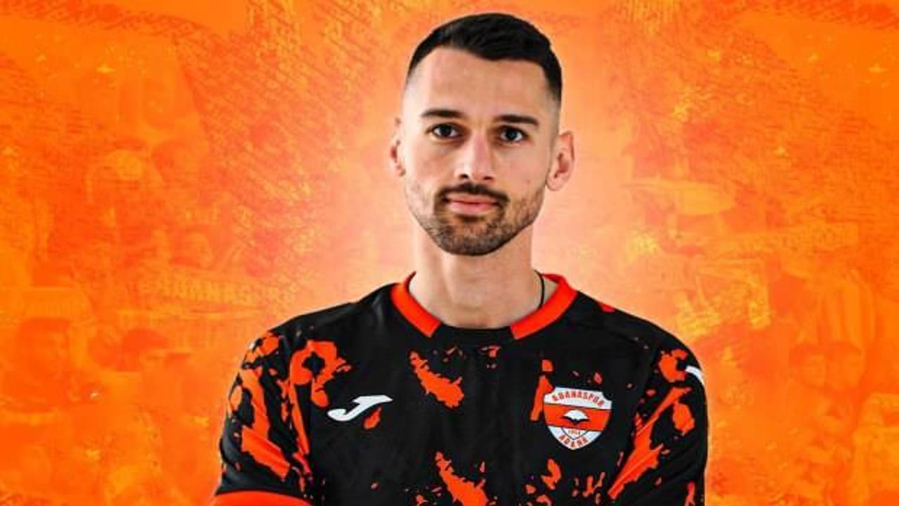 Adanaspor, Alpay Çelebi'yi transfer etti