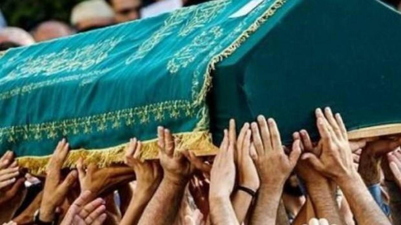 H&uuml;seyin Ragıp Coşan Hakk'a y&uuml;r&uuml;d&uuml;