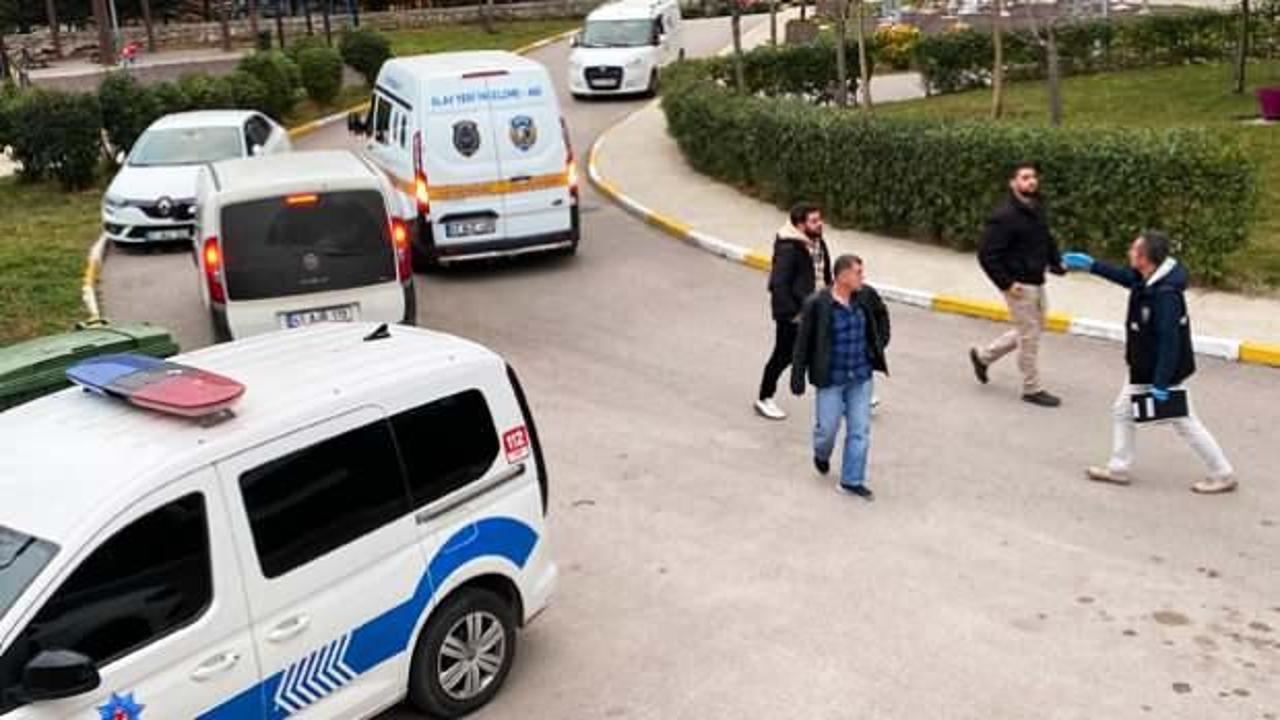 Kocaeli&rsquo;de akılalmaz olay: &Ouml;fkeli anne, tartıştığı gen&ccedil; oğluna dehşeti yaşattı
