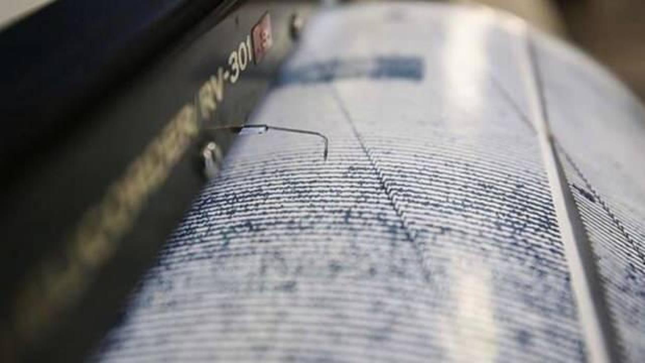 Son Dakika: Marmara Denizi'nde 3.5 büyüklüğünde deprem!