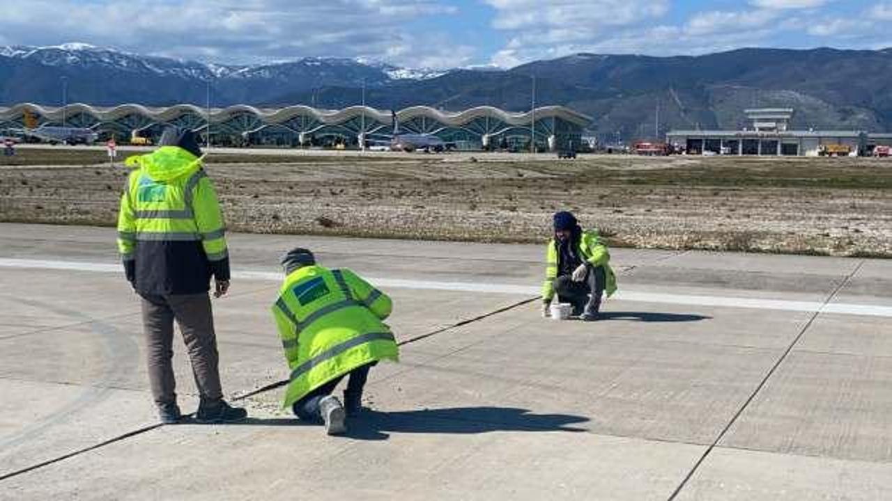 Hatay Havalimanı'nın 24 saat i&ccedil;inde a&ccedil;ılması planlanıyor  