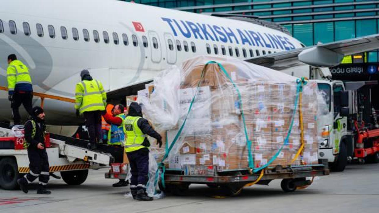 İstanbul Havalimanı depremin lojistik merkezi oldu
