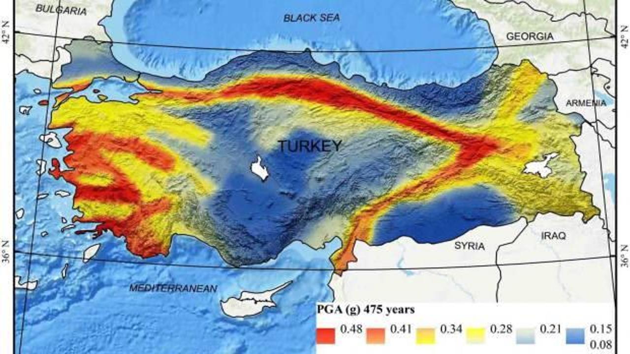 İsveç ve İtalyan deprem uzmanları: Türkiye 3 metre kaydı