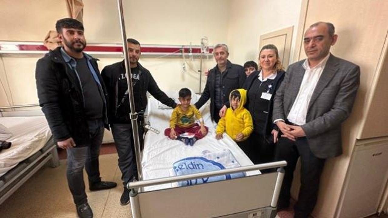 Başkan Tahmazoğlu, yaralı depremzedeleri hastanede ziyaret etti